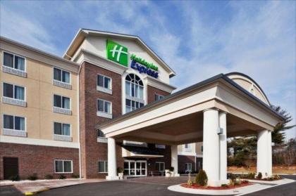 Holiday Inn Express & Suites Statesville - image 8